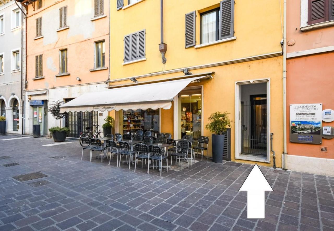 Desenzanoloft Yellow Apartment Desenzano del Garda Extérieur photo