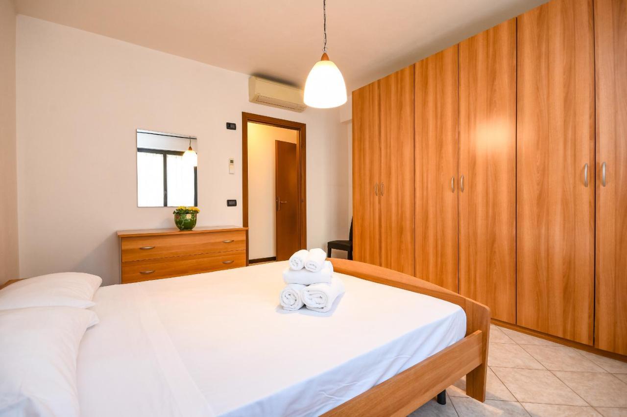 Desenzanoloft Yellow Apartment Desenzano del Garda Extérieur photo